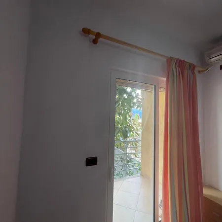 Sunset Apartment Qeparo