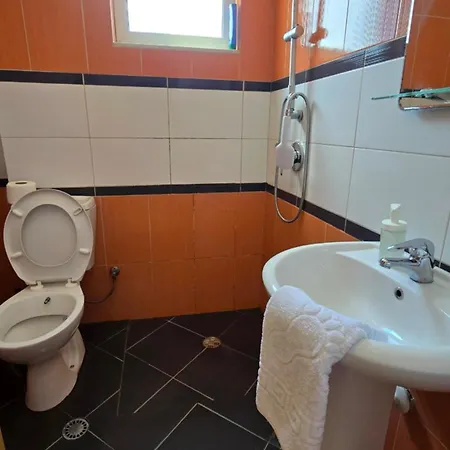 Apartment Sunset Qeparo