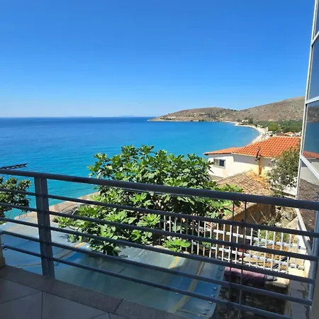 Sunset Appartement Qeparo