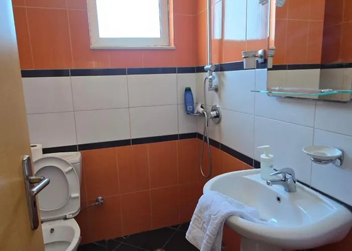 Sunset Appartement Qeparo