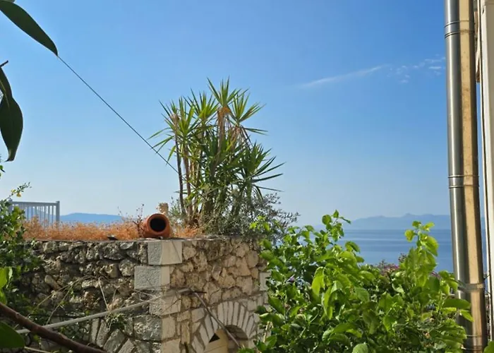 Sunset Appartement Qeparo